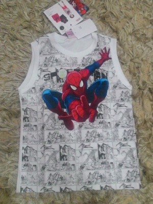 Camiseta ( 6 anos )