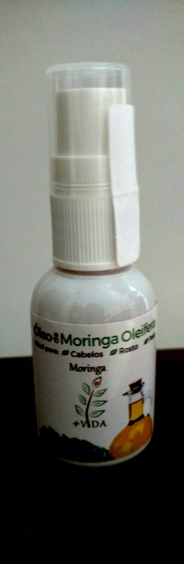 ÓLEO  PURO DE MORINGA OLEIFERA